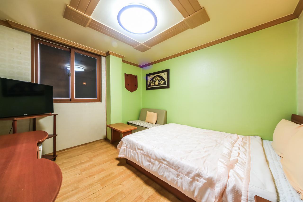 בוסאן Nampo One Motel מראה חיצוני תמונה
