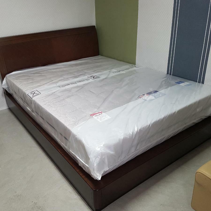 בוסאן Nampo One Motel מראה חיצוני תמונה