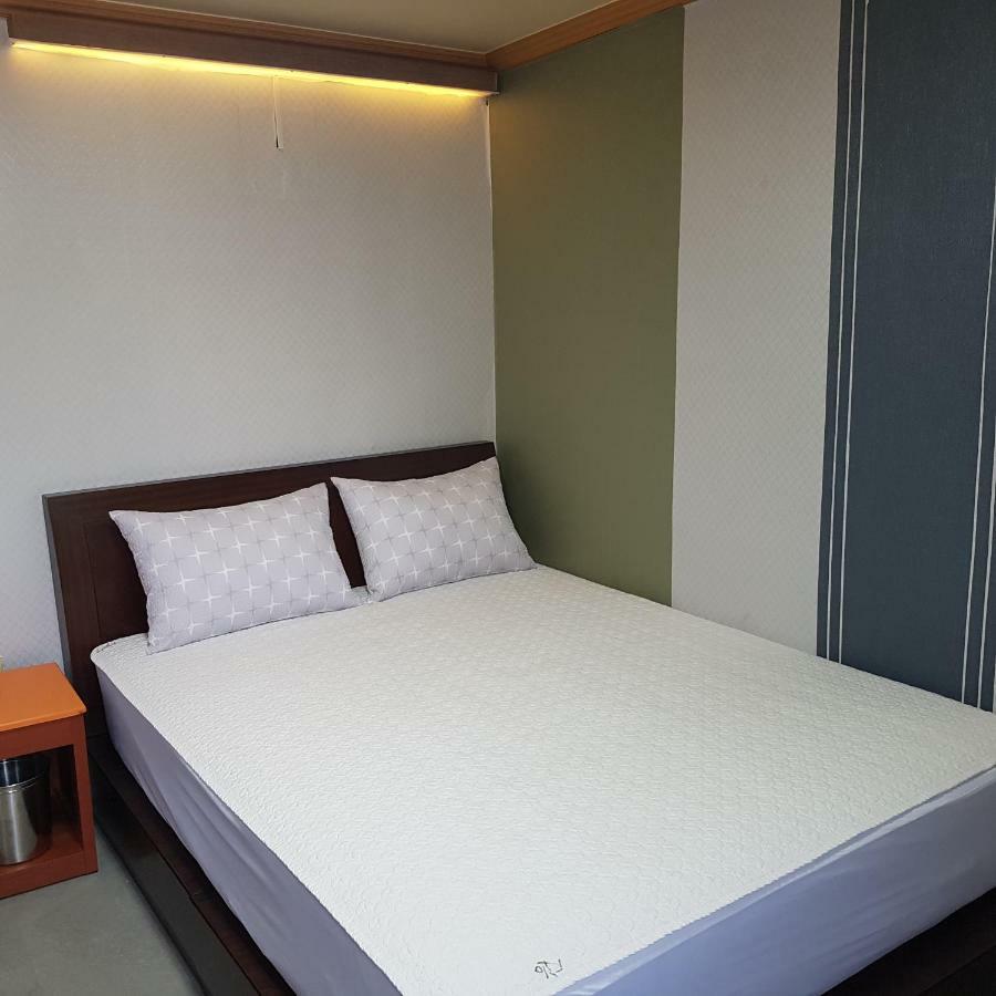בוסאן Nampo One Motel מראה חיצוני תמונה